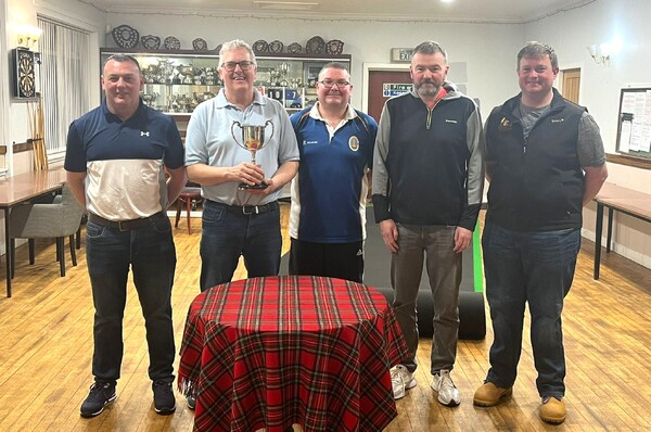 James sees off competition to take home gents' bowls trophy