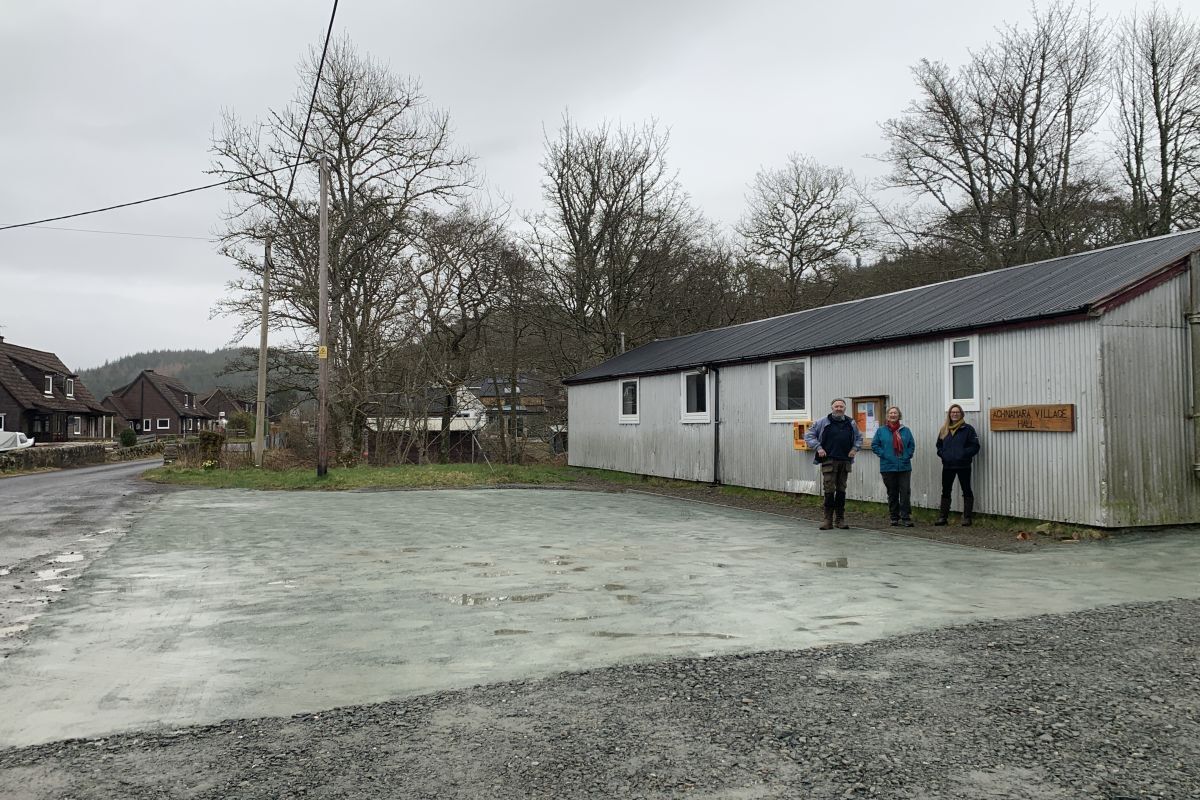 Knapdale residents delighted with revamped Achnamara Village Hall car park