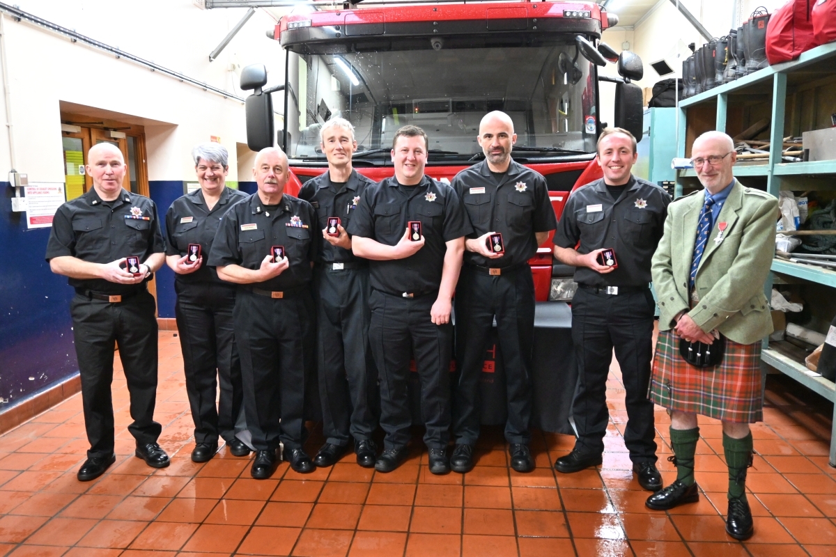 Coronation medals given to Tarbert's fire crew