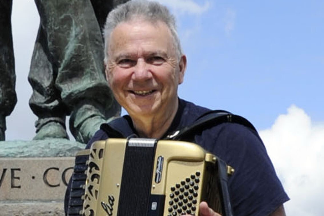 Moidart's own Ceilidh King Fergie MacDonald dies just one day before his 87th birthday