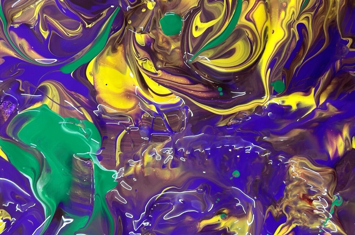 Drizzling, swirling, splattering, scraping, all part of learning what paint does on a canvas. Photograph: Sarah Moorcroft.