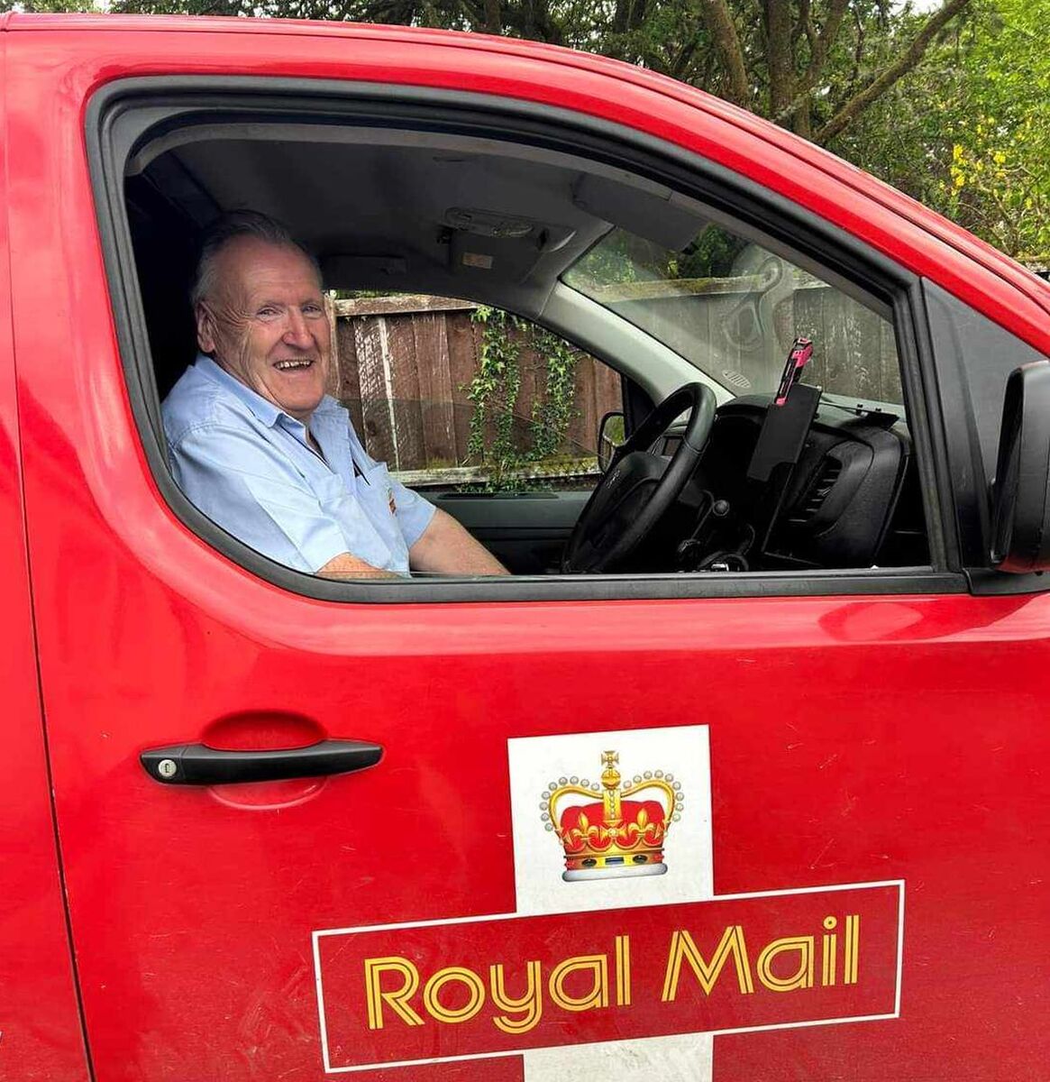 Popular Barcaldine postman Joe Keary has retired from Royal Mail after 31 years on the same round.