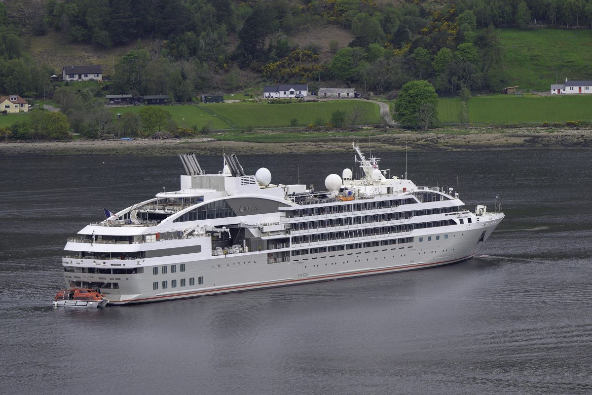 Sunshine on Linnhe for first visit of ice class cruise ship