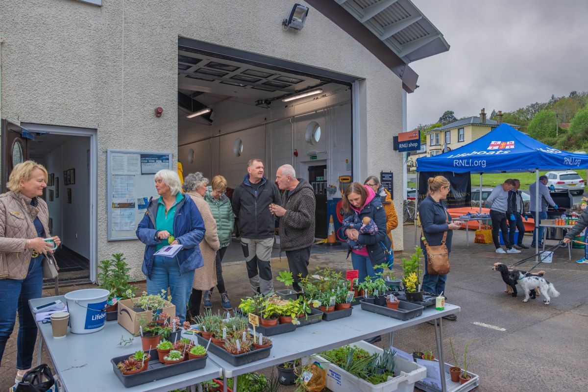 The RNLI Open Gardens event, with gardens open in Tighnabruaich and Kames, was a huge success. The RNLI Open Gardens event, with gardens open in Tighnabruaich and Kames, was a huge success.