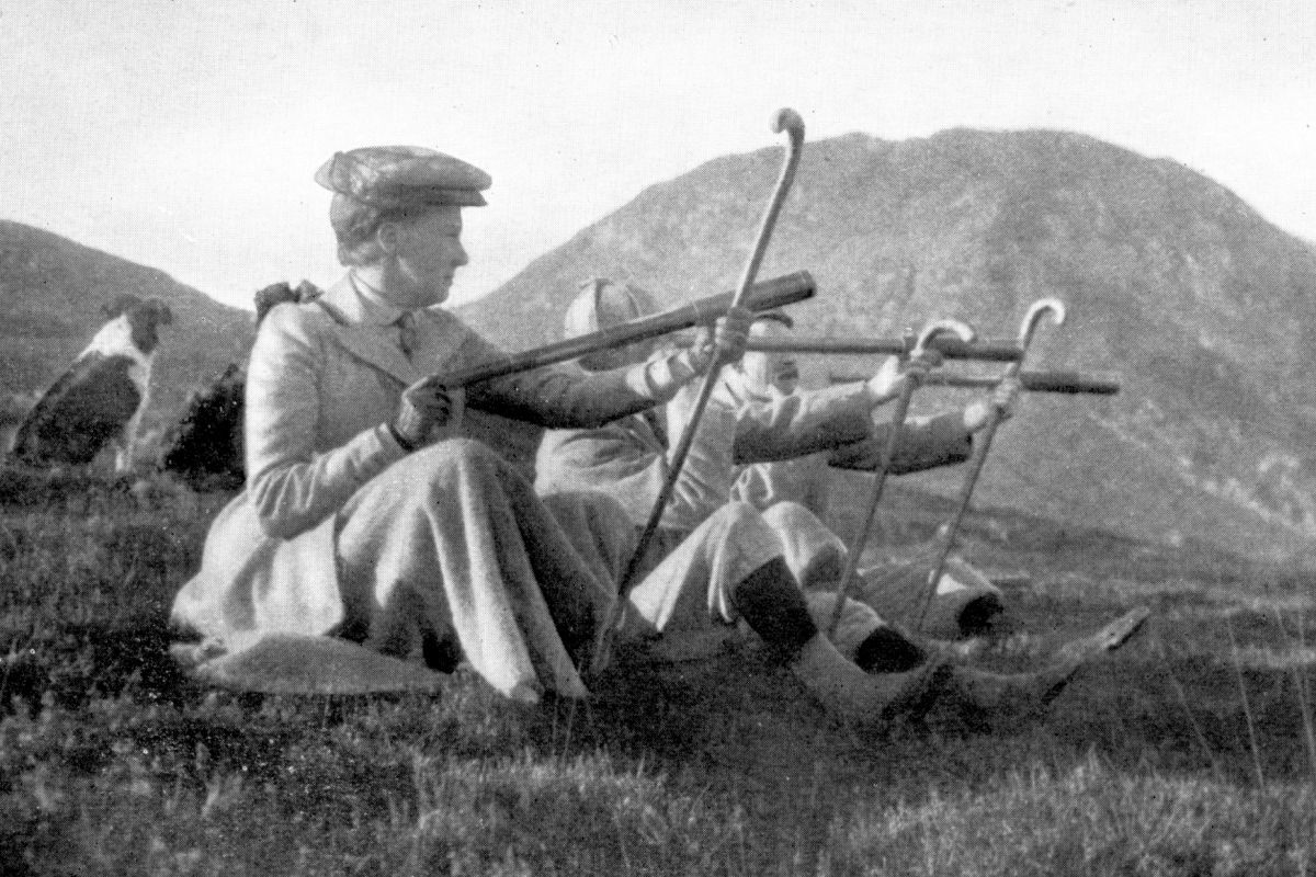 Lady Breadalbane and stalkers spying on Blackmount. Photograph: The Iain Thornber Collection.