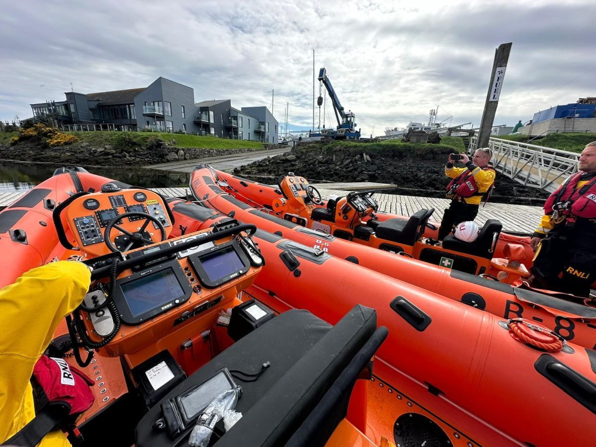 The two RNLI vessels side by side. Photograph: Arran RNLI. 