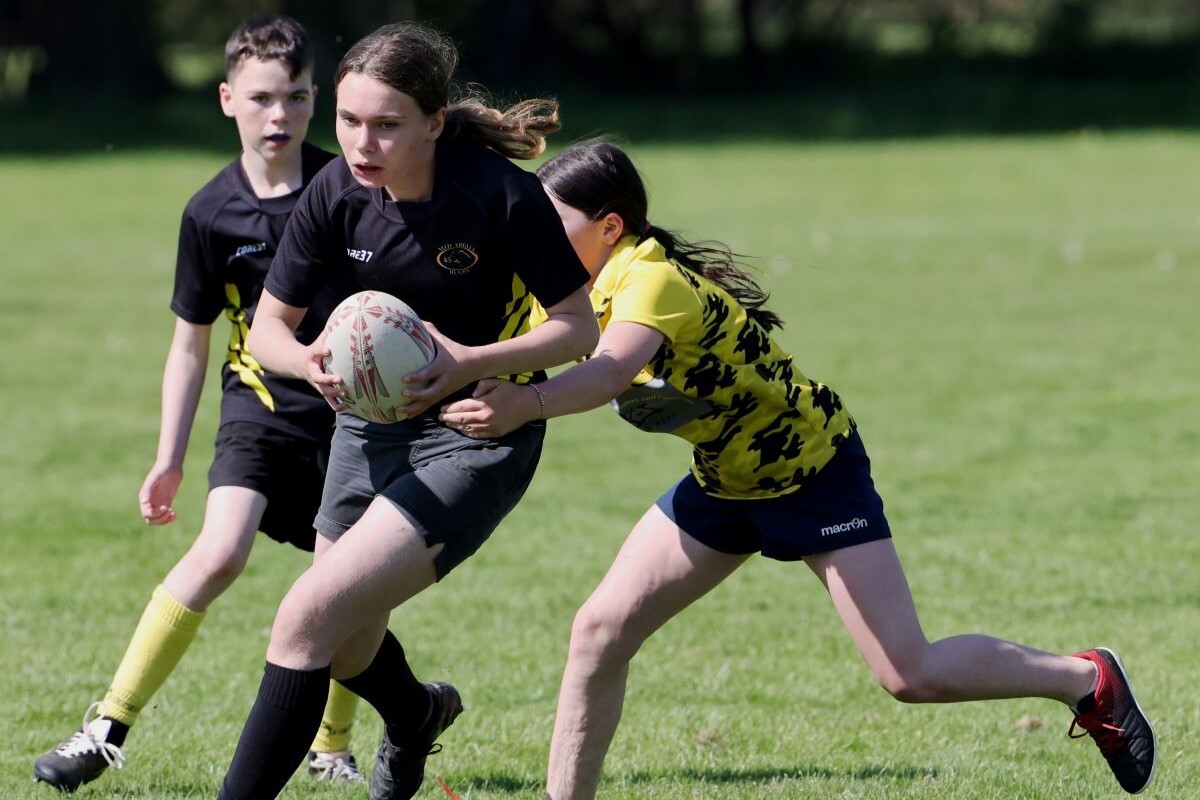 A tale of true grit as Mid Argyll minis tackle Dalriada in Taynuilt