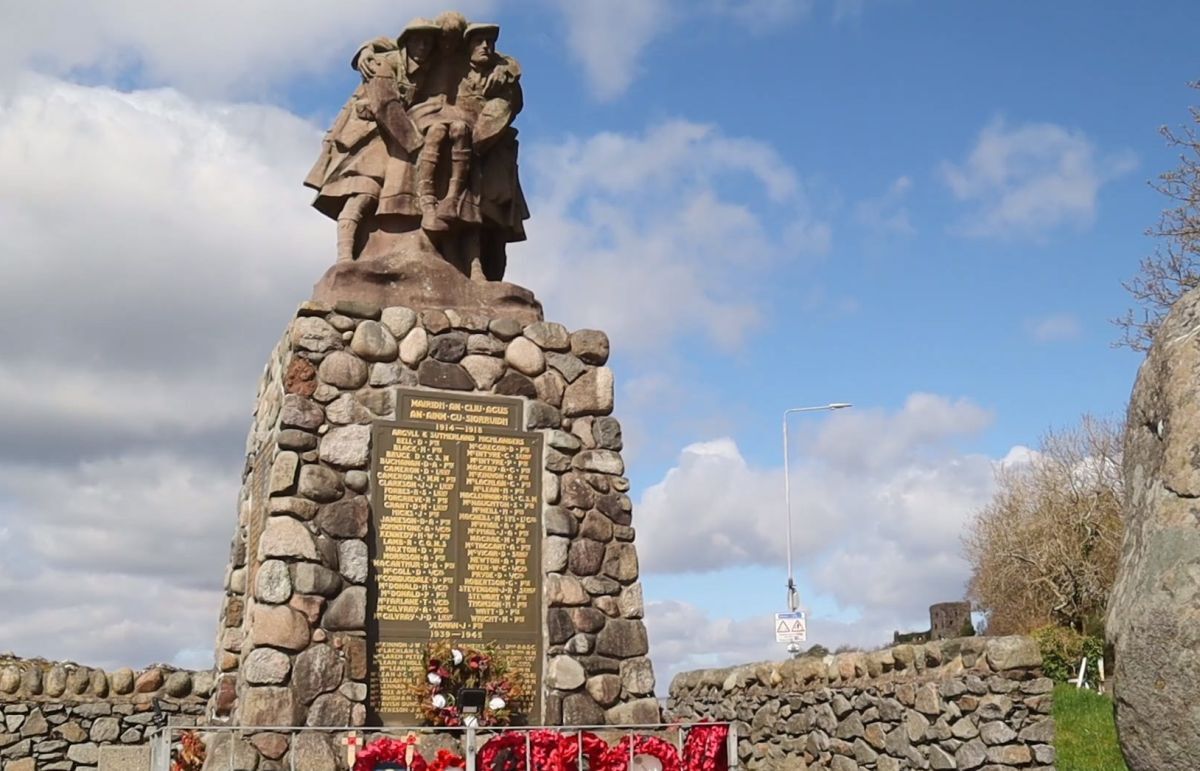 Oban War memorial.