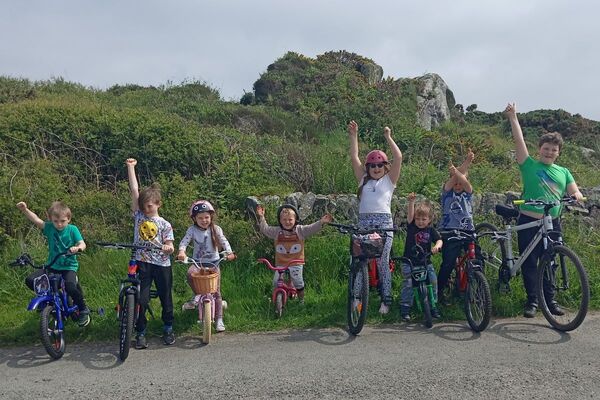 Gigha children get on their bikes for MUGA