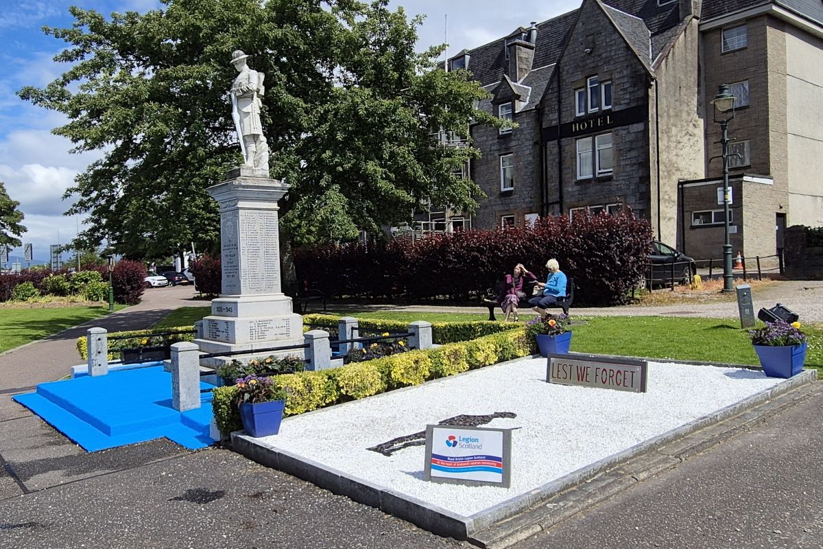 Fort William war memorial and surrounding area are positively gleaming.