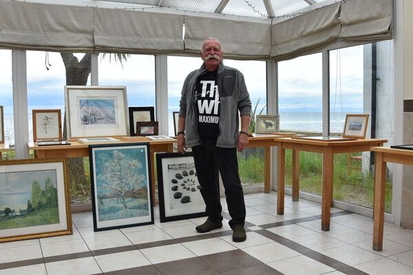 Scottish art collection pops up in Whiting Bay