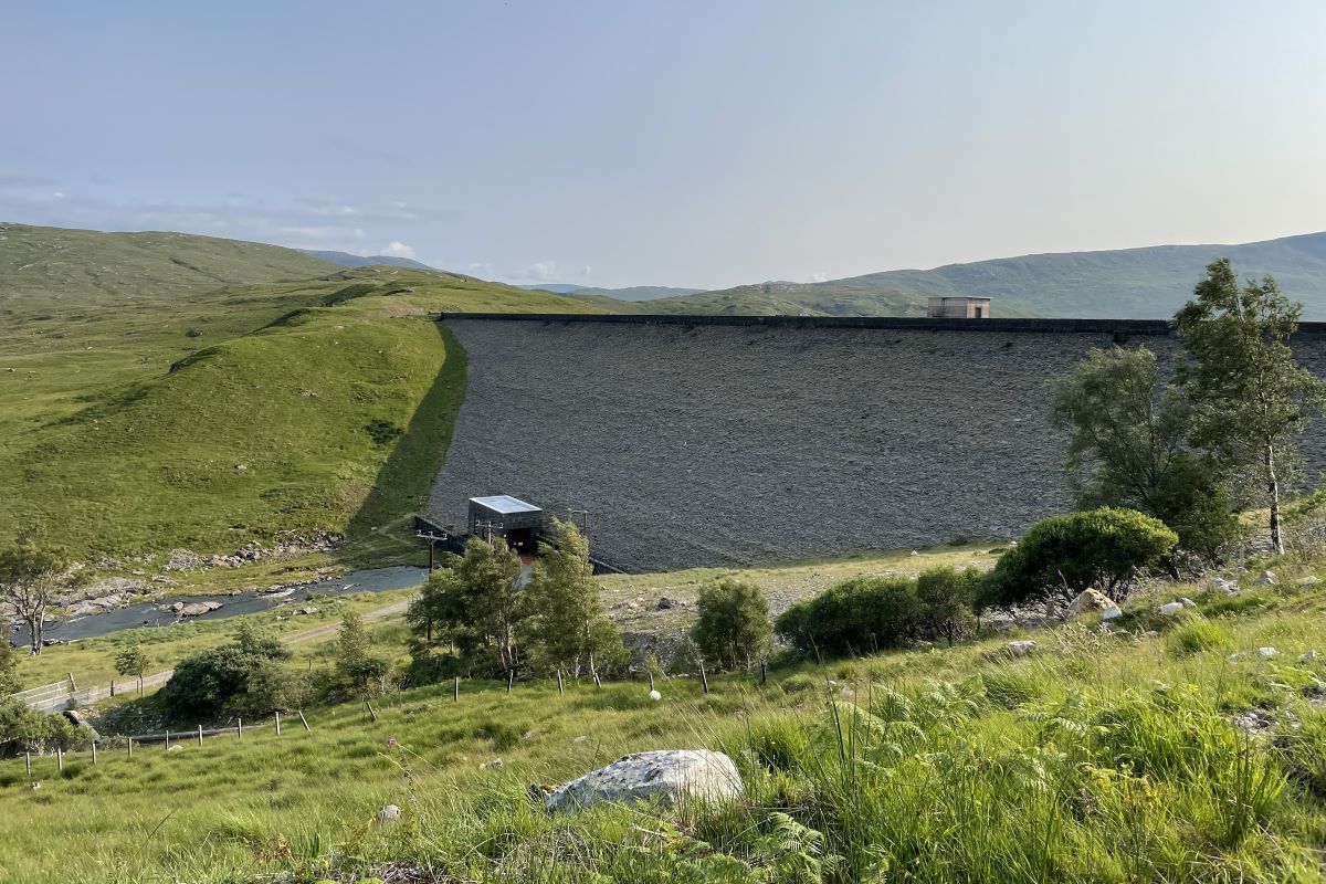 NO_F31_Plans_for_hydro_plant_at_Loch_Fearna_01_web.jpg