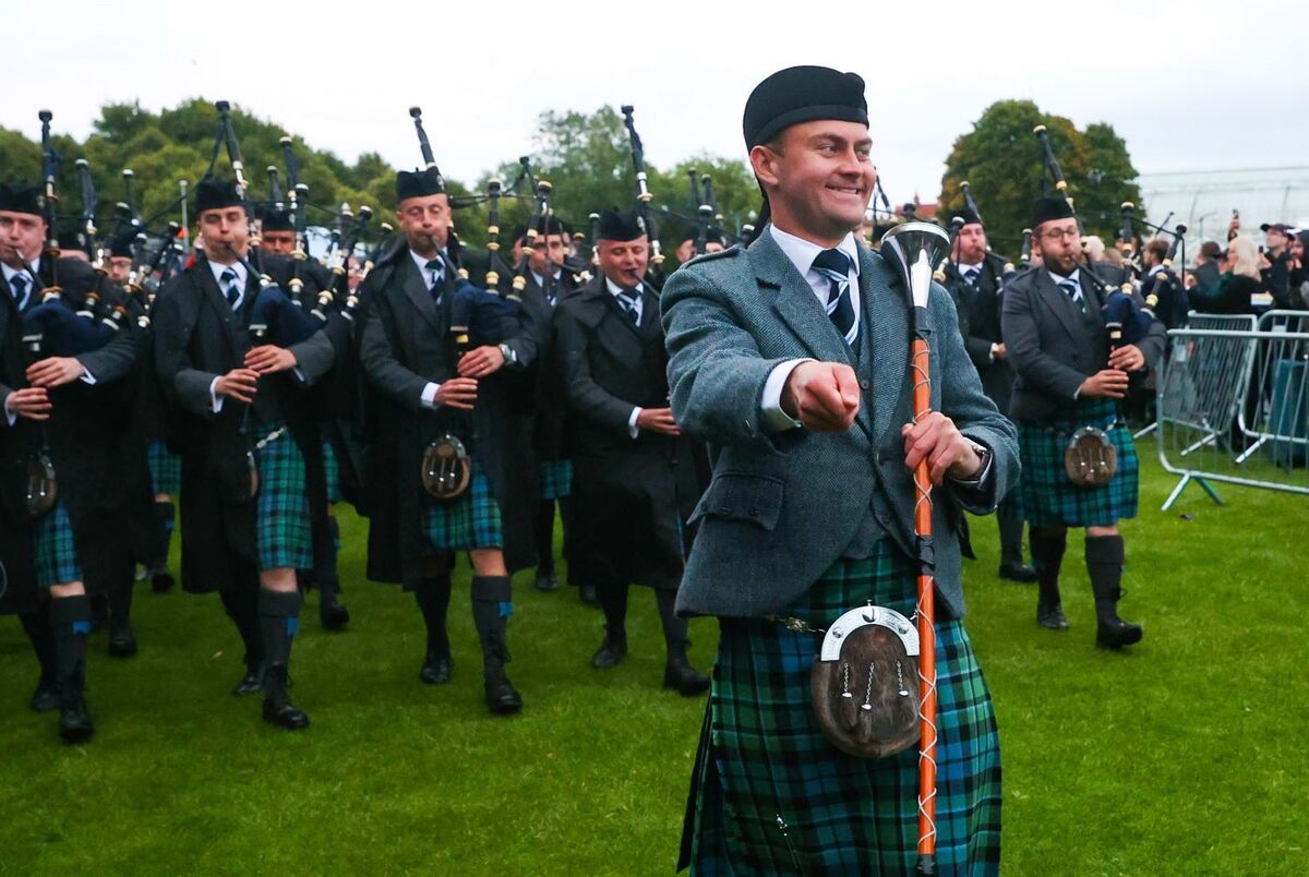 Campbeltown men part of world champion pipe bands