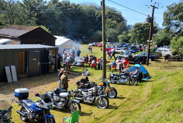 Car enthusiasts get revved up at Clachan classic motor show