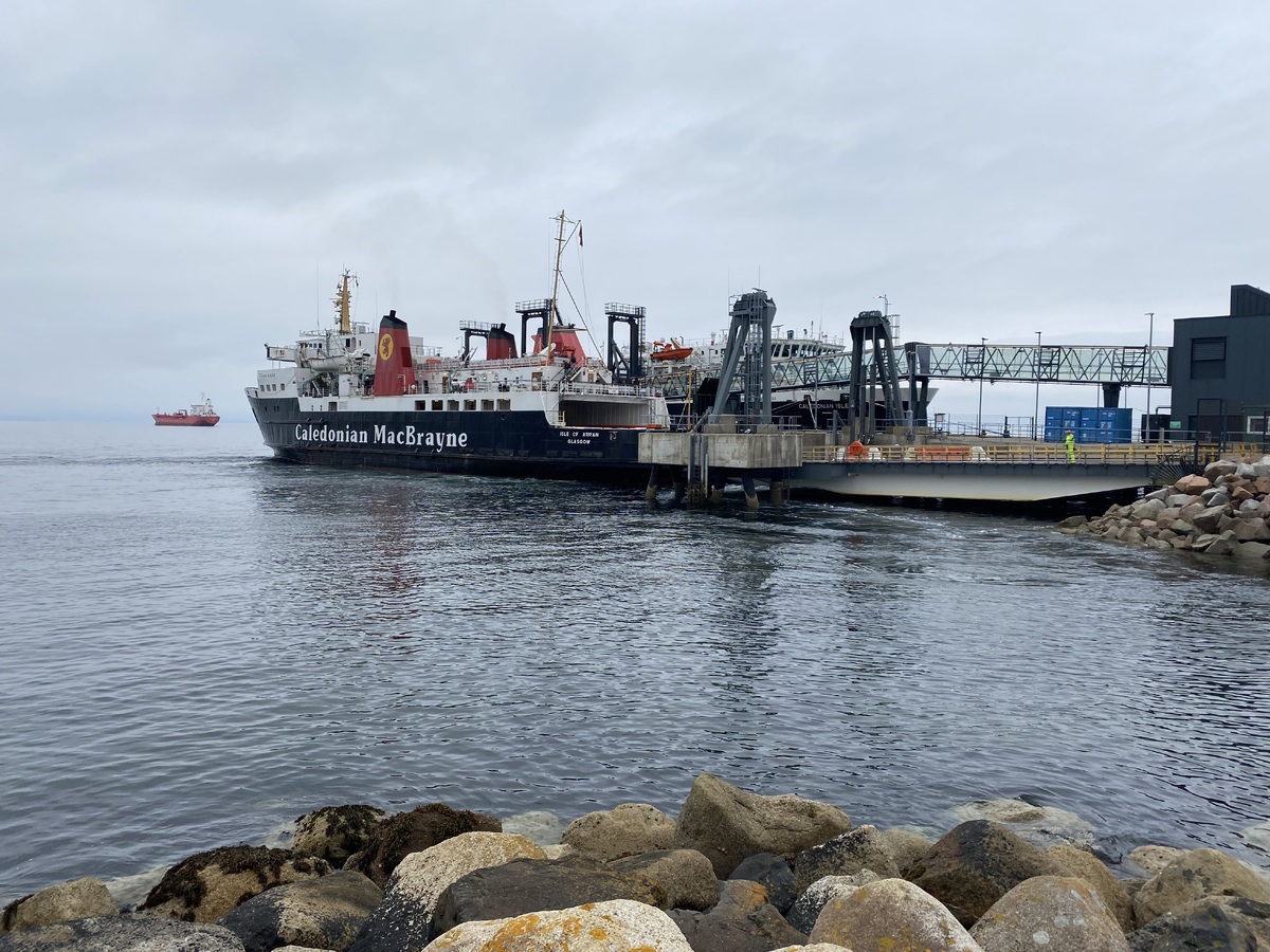 Anger as return of main Arran ferry delayed due to further gearbox problem