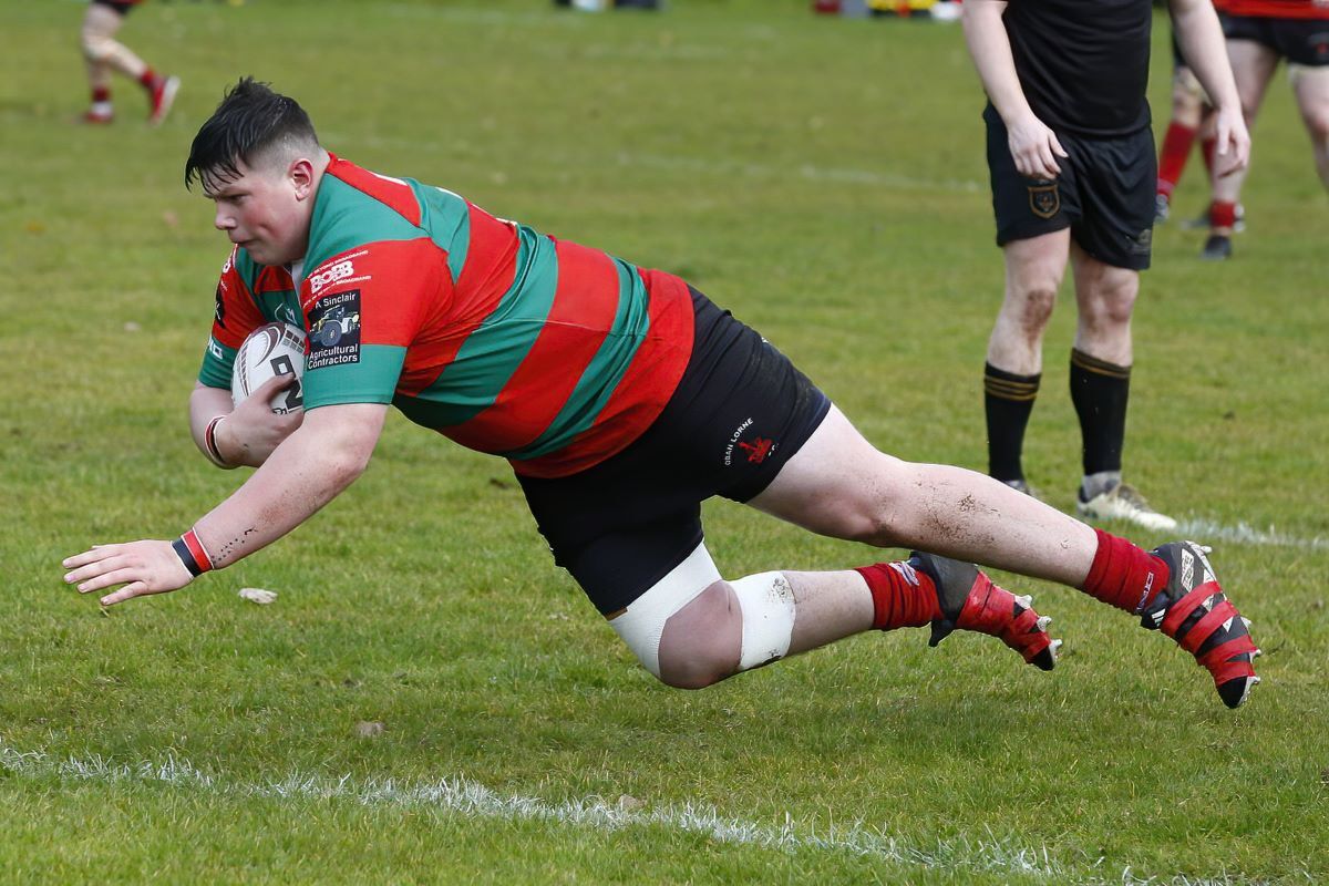 Oban Lorne get back in their stride with help from home support