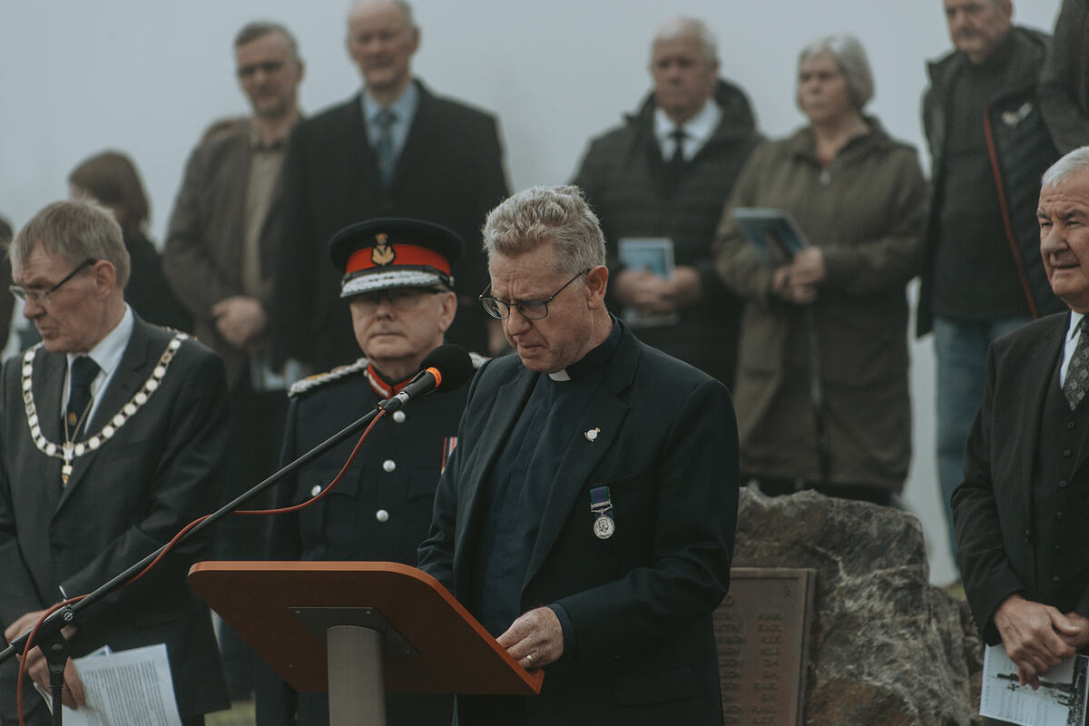 Lewis pays respects on 100th anniversary of war memorial