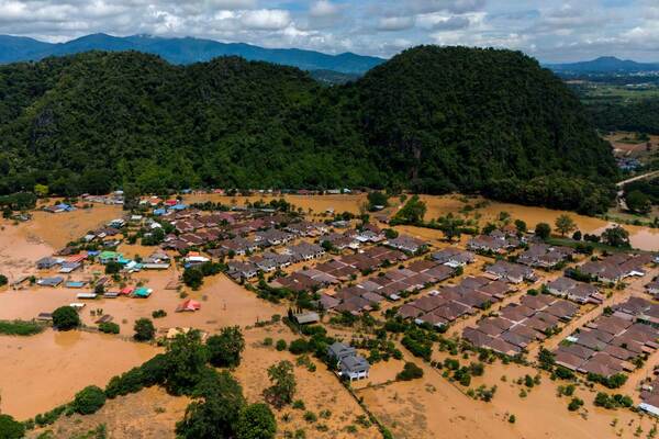 Many Vietnamese fish farms destroyed in typhoon