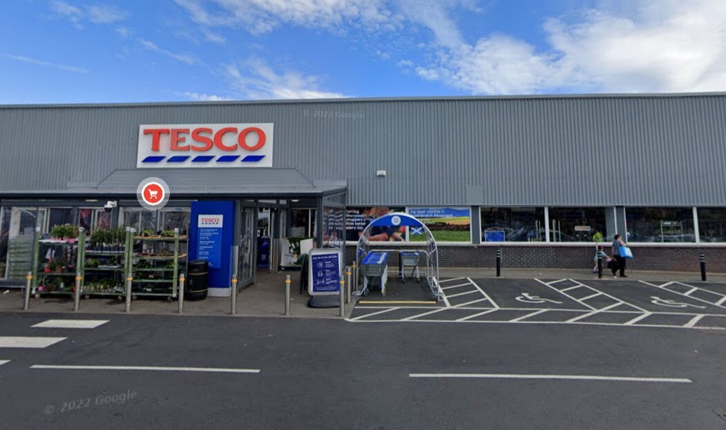 More than 1,000 people move to oppose Tesco Sunday opening plan