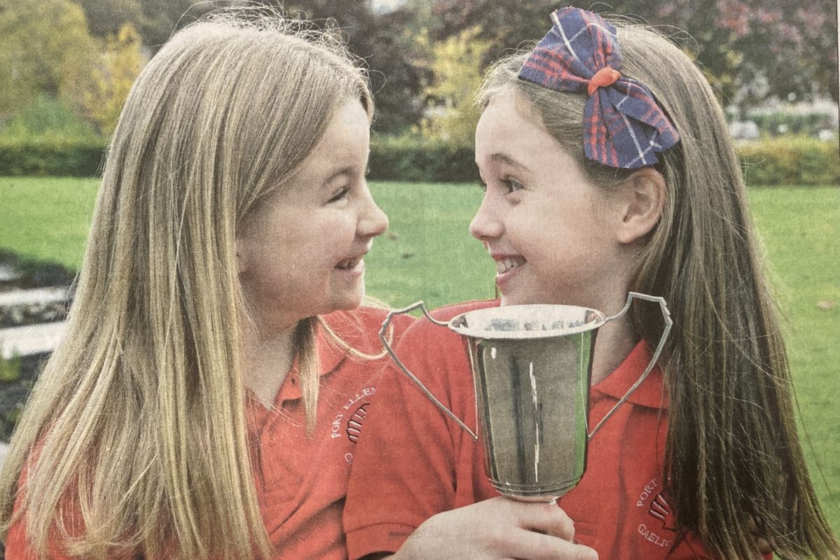 2014: Islay’s Ellen Brown-McMurray, left, won gold in the Royal National Mòd’s prescribed poetry competition for learners aged 7-8, while her fellow Port Ellen primary pupil Eva Munro took first in the girls’ solo singing for learners aged 9-10.