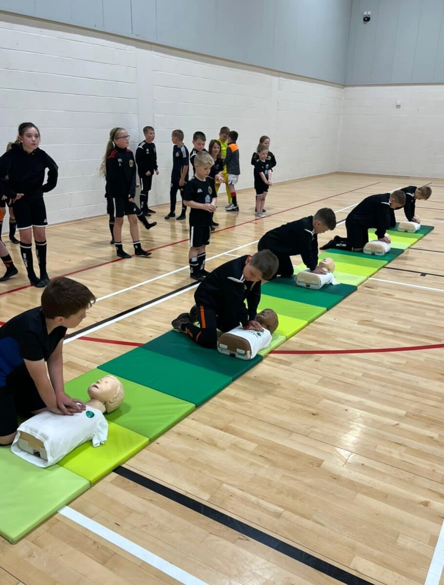 West Coast Today - Media Library - Children trying their hand at CPR on ...