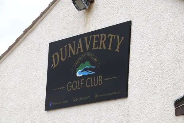 Dunaverty ladies battle it out for March medal