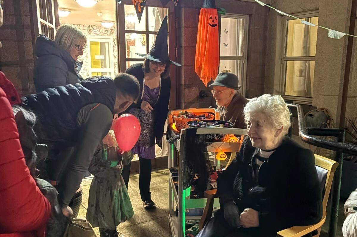 Care home residents get into Hallowe’en spirit