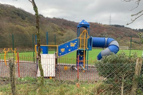 Youngsters' excitement mounts as playpark nears completion