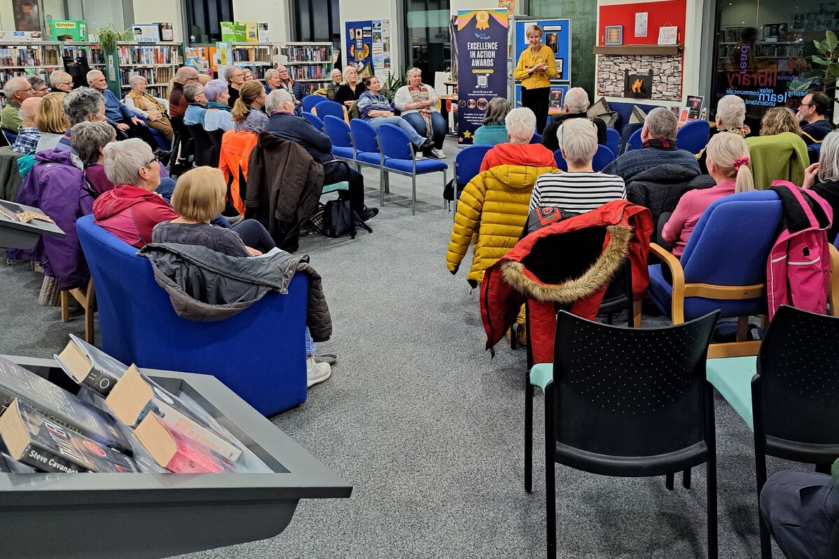 Campbeltown Library packed as author dishes the dirt on crime writing