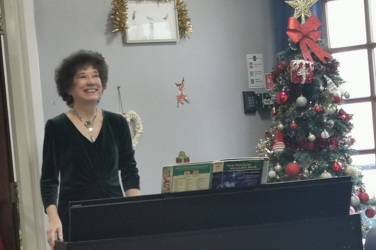 Pianist Catherine provides festive fanfare for care home residents