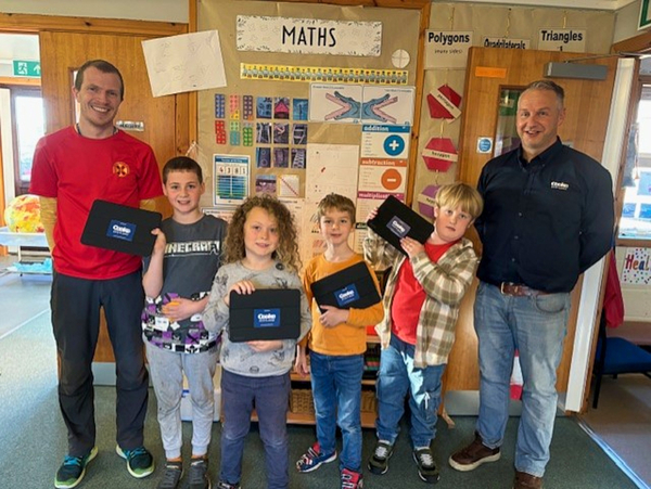 Cooke Fund presents Orkney school with iPads