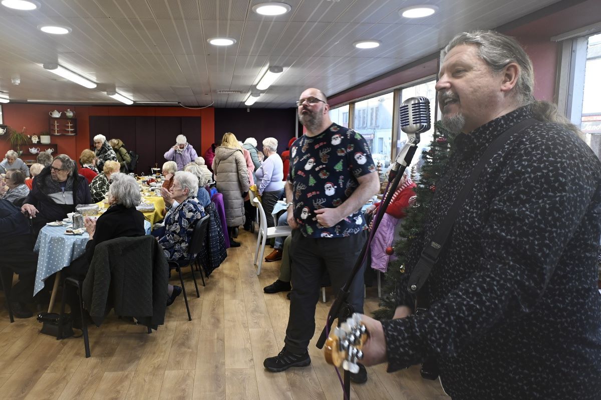 Care Lochaber clients enjoy a vintage Christmas party