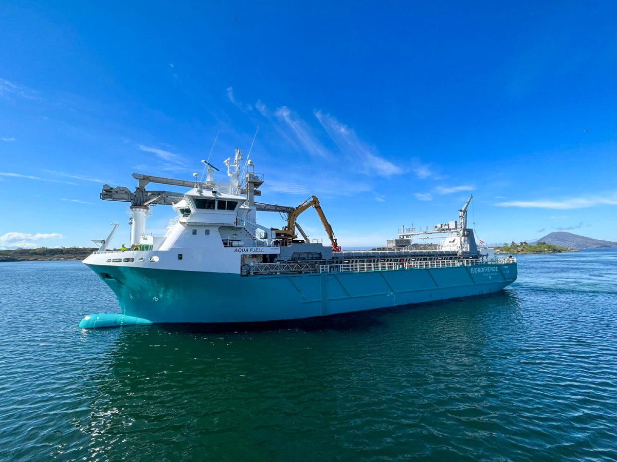 Feed_Carrier_AquaShip_20241216.jpg