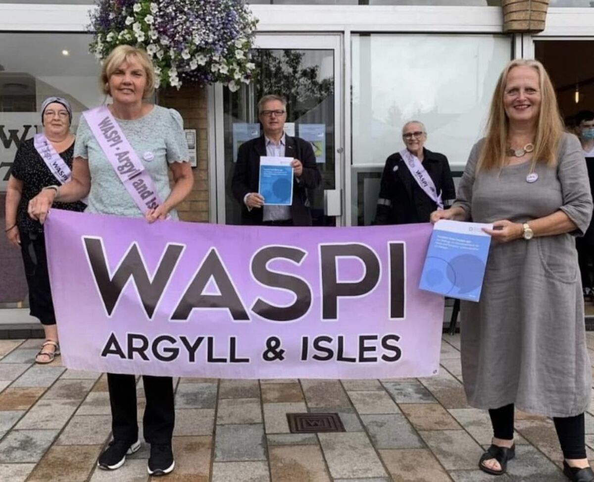 Brendan O'Hara MP with campaigning WASPI women from Argyll and the Isles.