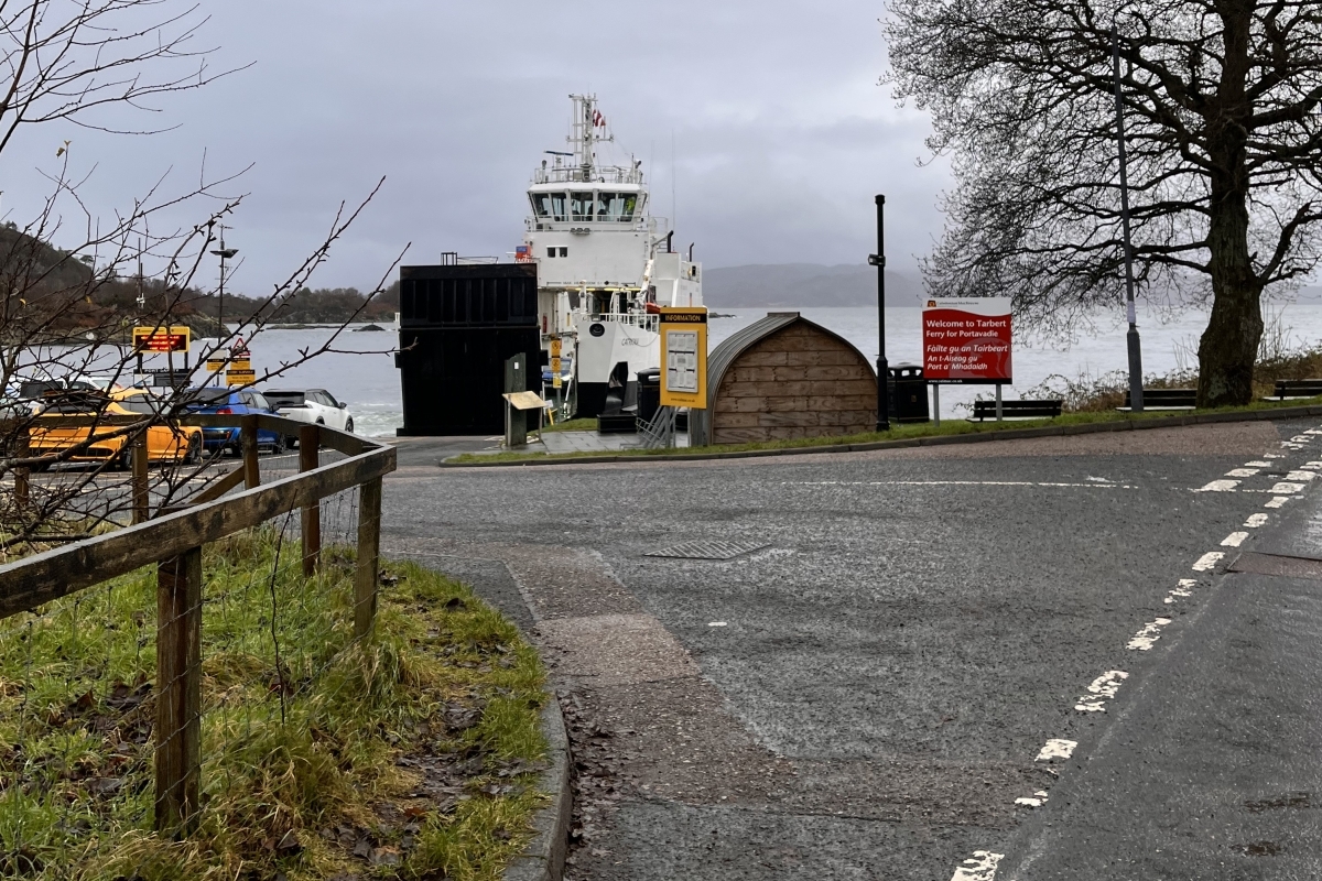 Demands made to grit more of Tarbert's streets