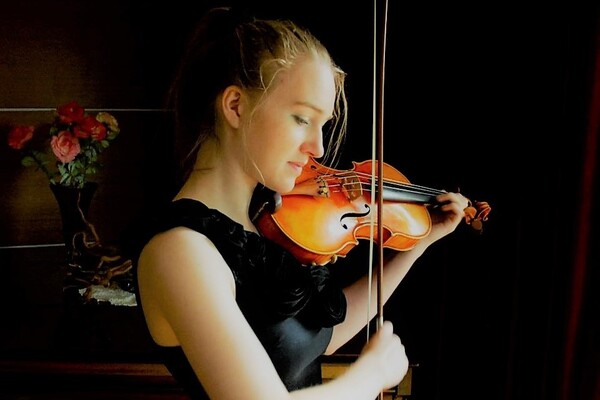 Virtuoso concert violinist tunes up for Arran High School performance