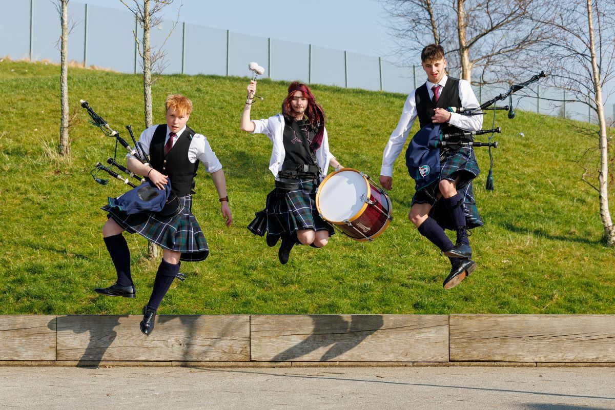 NO_T12_Scottish_Schools_Pipe_Band_Championships_08_web.jpg