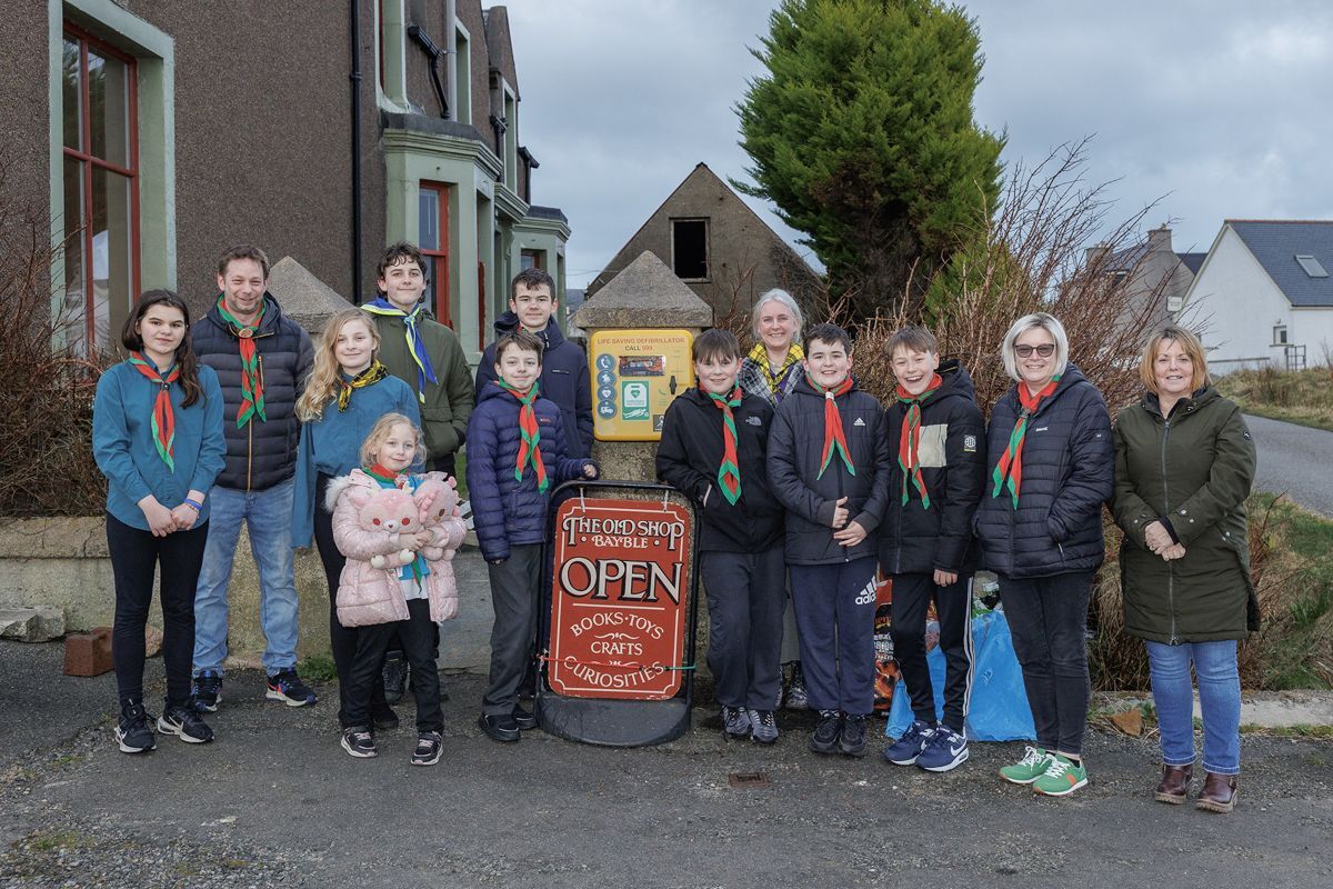 New defibrillator installed at Bayble thanks to fundraising Point Cubs and Beavers