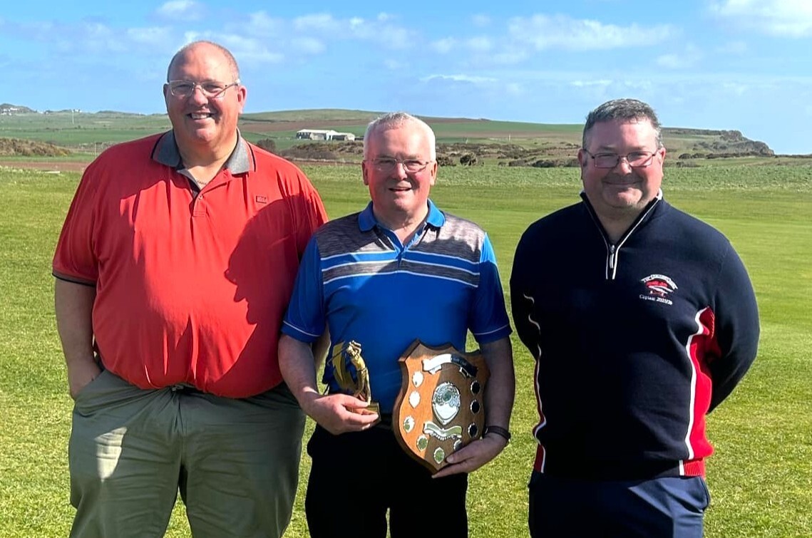Winter League success for Halliday