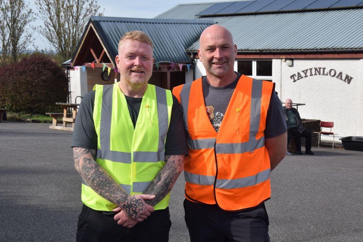Parking stewards Aaron O’Hanlon and Murdo MacLarty kept things running smoothly. 