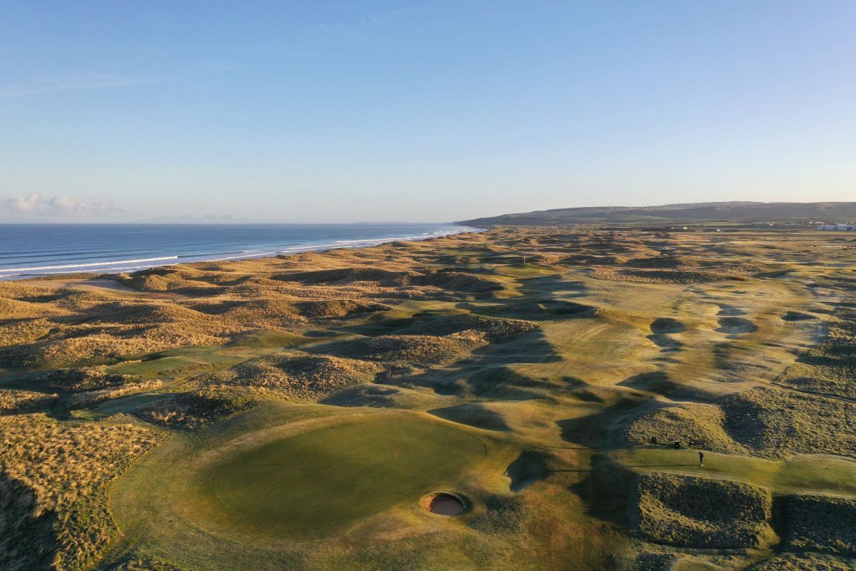 Machrihanish golfers tee off in April competitions