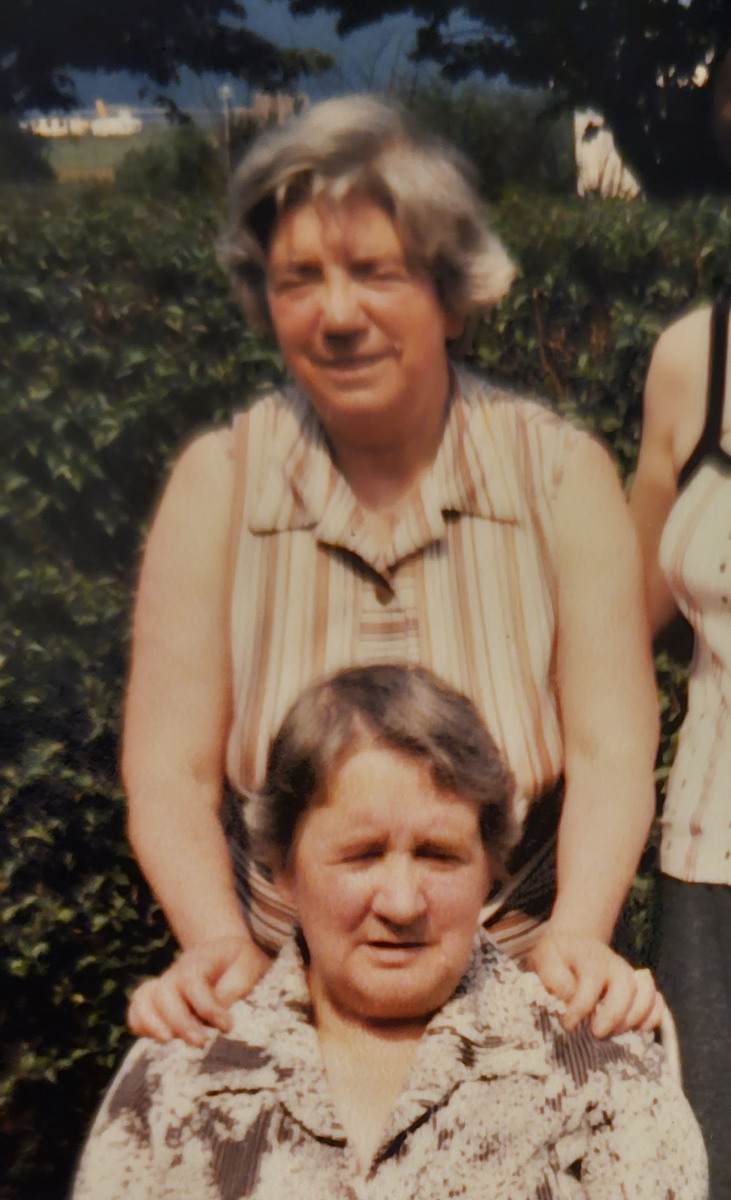 no_t17_porridge_for_tea_gran-elsie.jpg no_t17_porridge_for_tea_gran-elsie.jpg