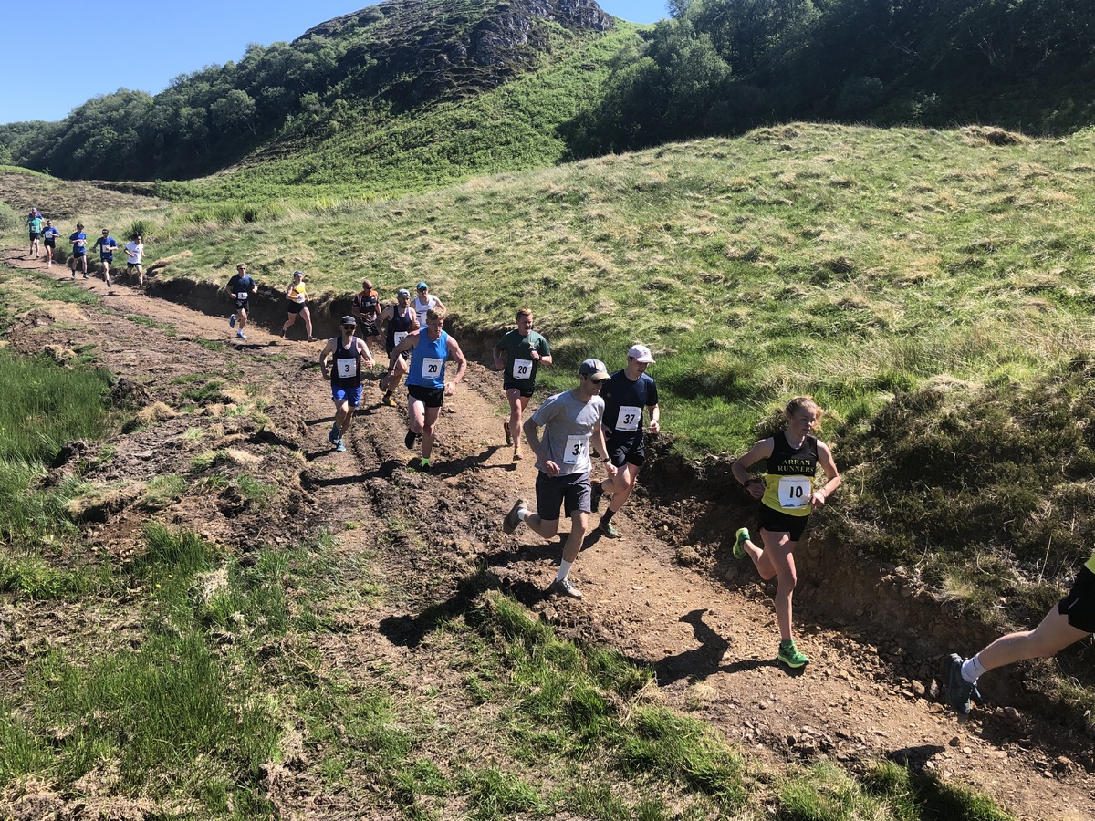 no t21 peaks race leading pack no t21 peaks race leading pack