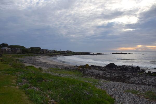 Machrihanish retains top bathing water rating as season begins