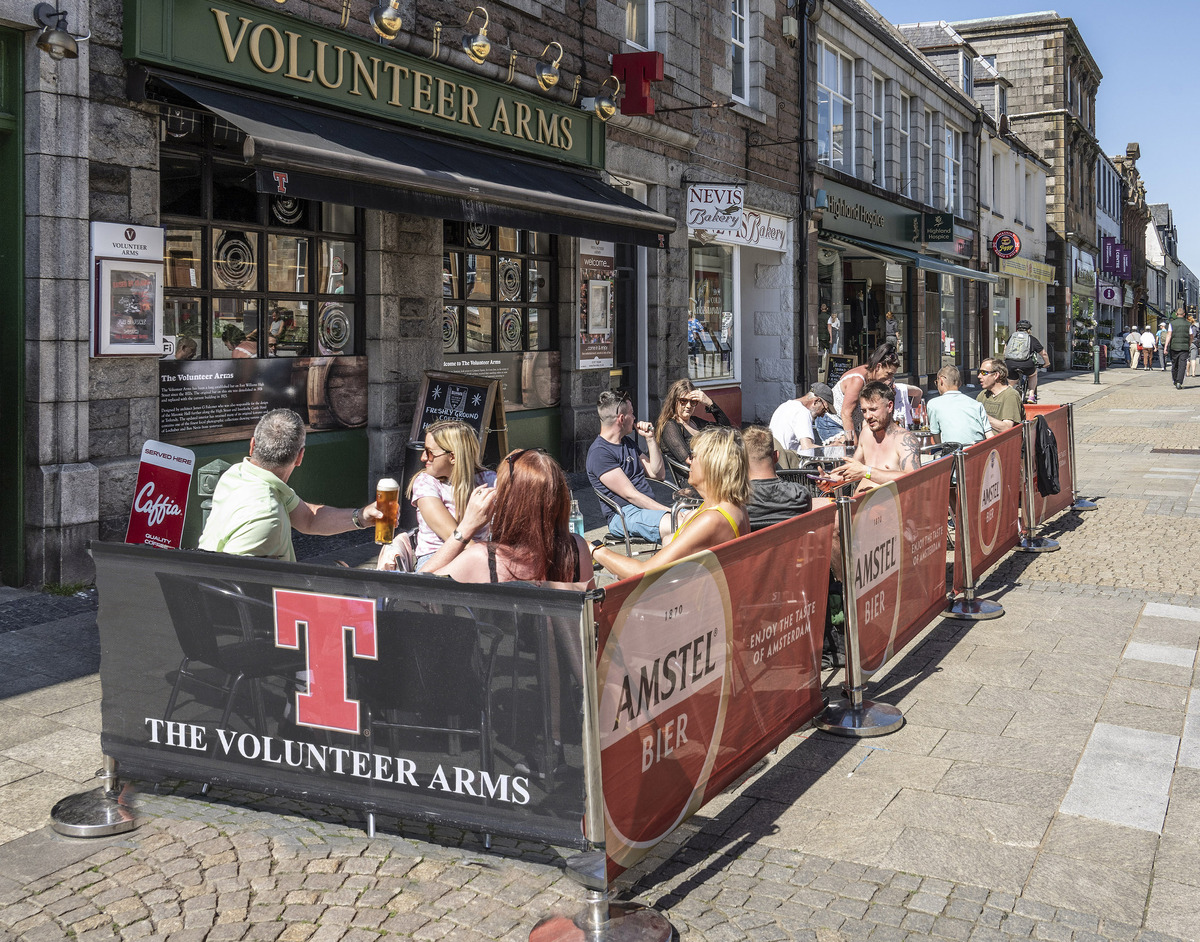 Volley Ad feature Volley Ad feature