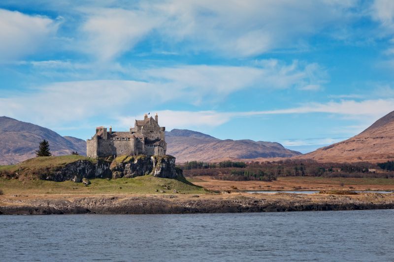 2. The South East Coast - Duart Castle 2. The South East Coast - Duart Castle