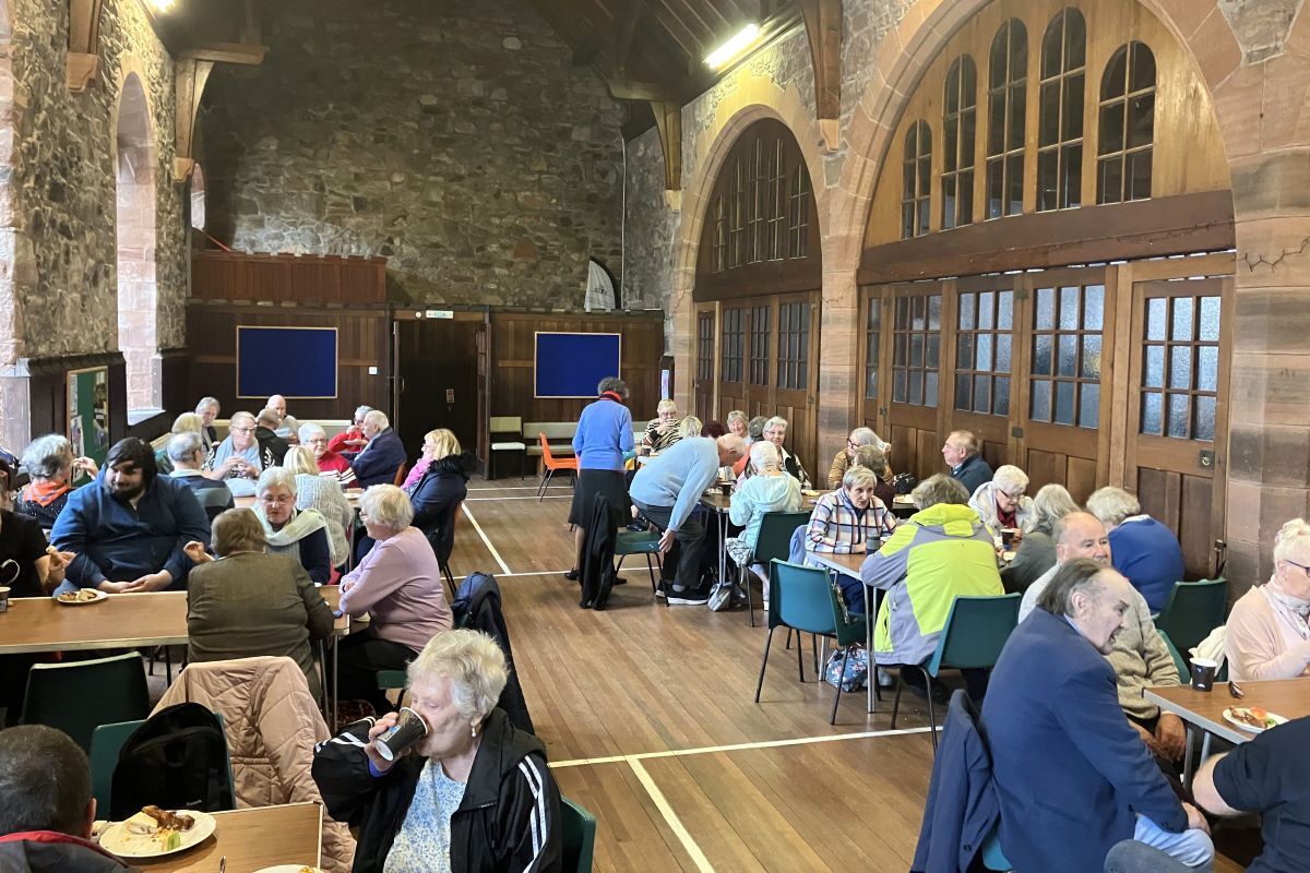 Friendships were renewed when the Helensburgh and Campbeltown groups gathered in Kirk Street Hall. 