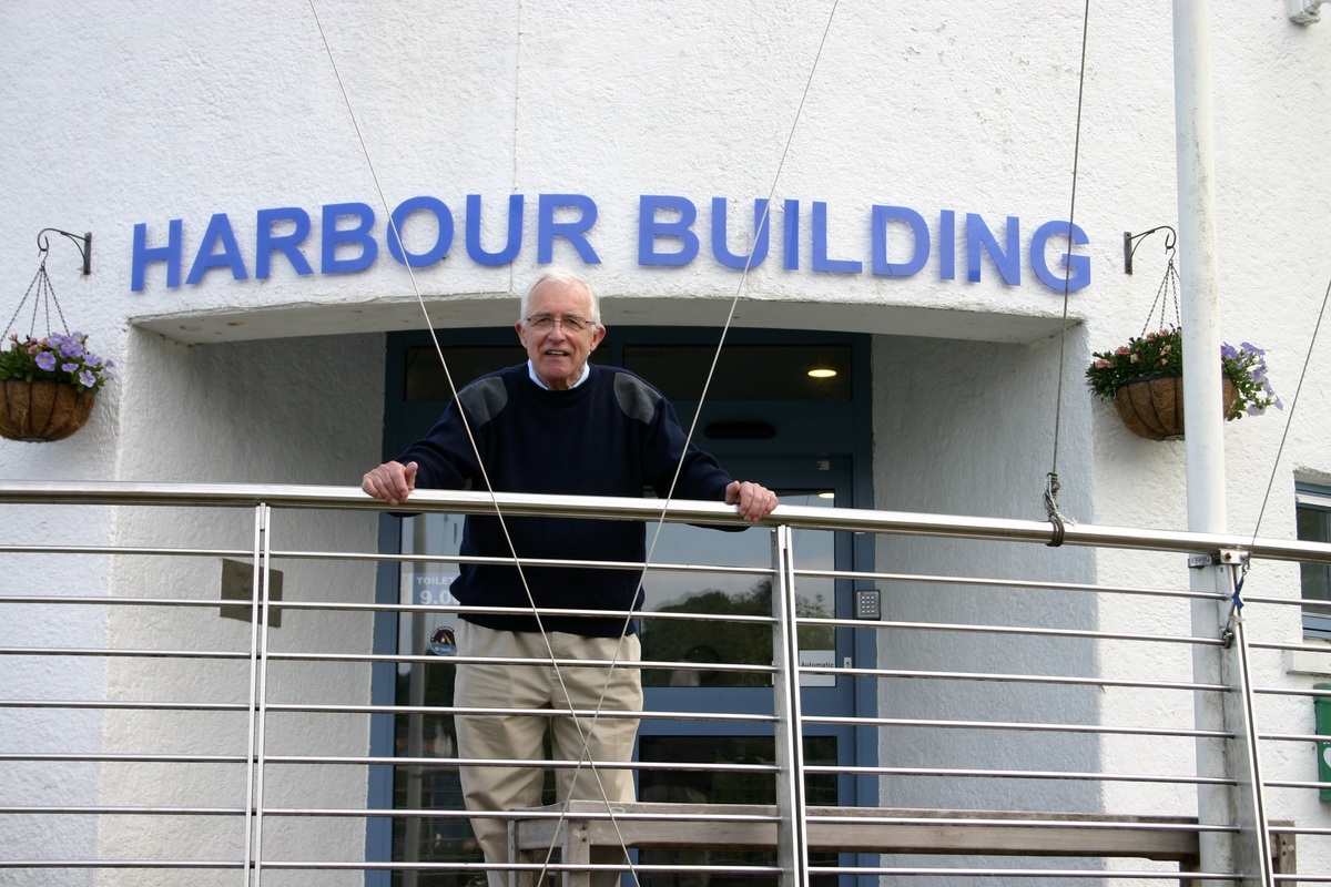 no t25 brian swinbanks to get an MBE