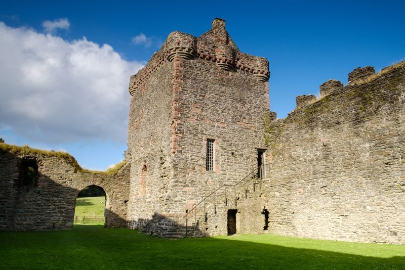 2. Skipness Castle and Kilbrannan Chapel