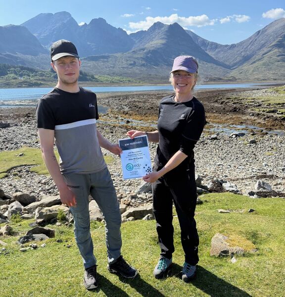 Skye Students receive prizes from renewable energy company